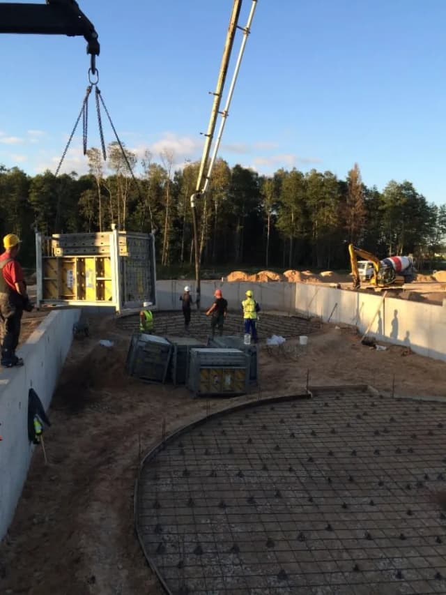 Degvielas rezervuāru būvniecība, Aviācijas bāze Lielvārde - image 3